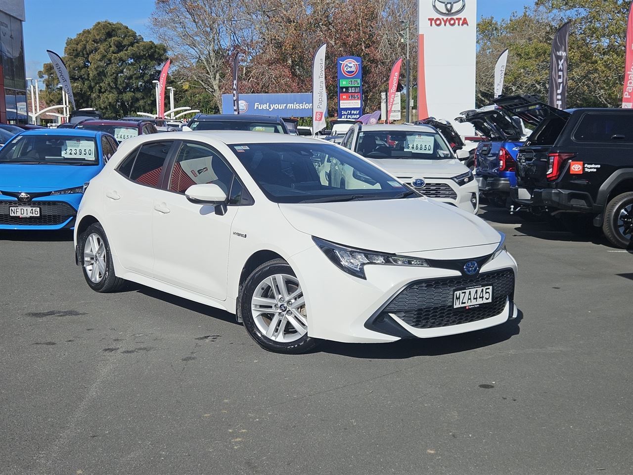 Vehicle image 5