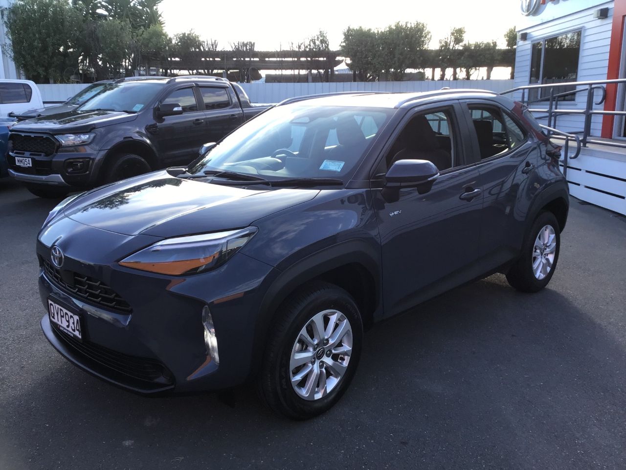 Vehicle image 3