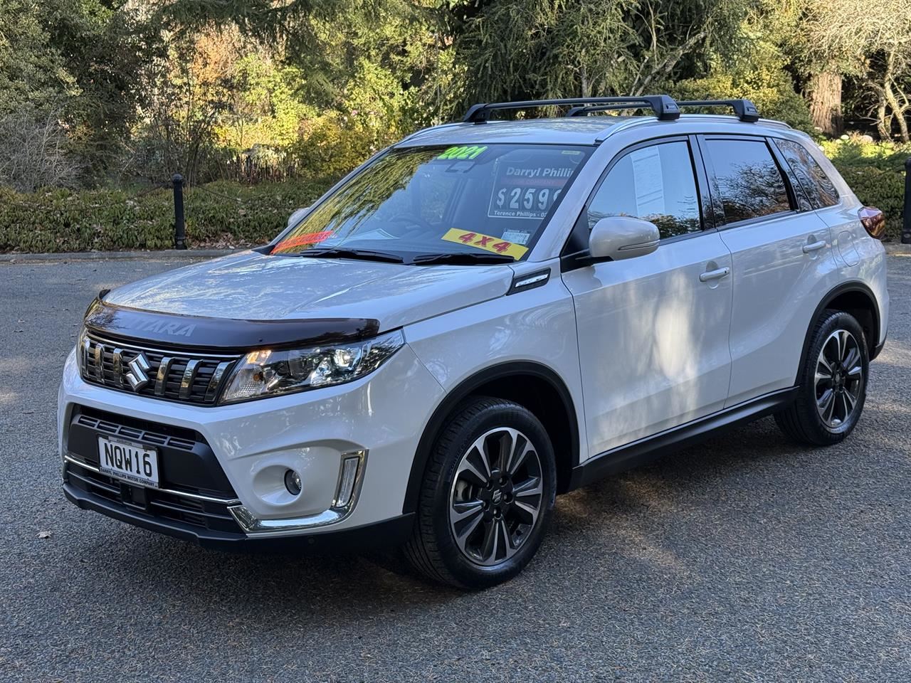 Vehicle image 3