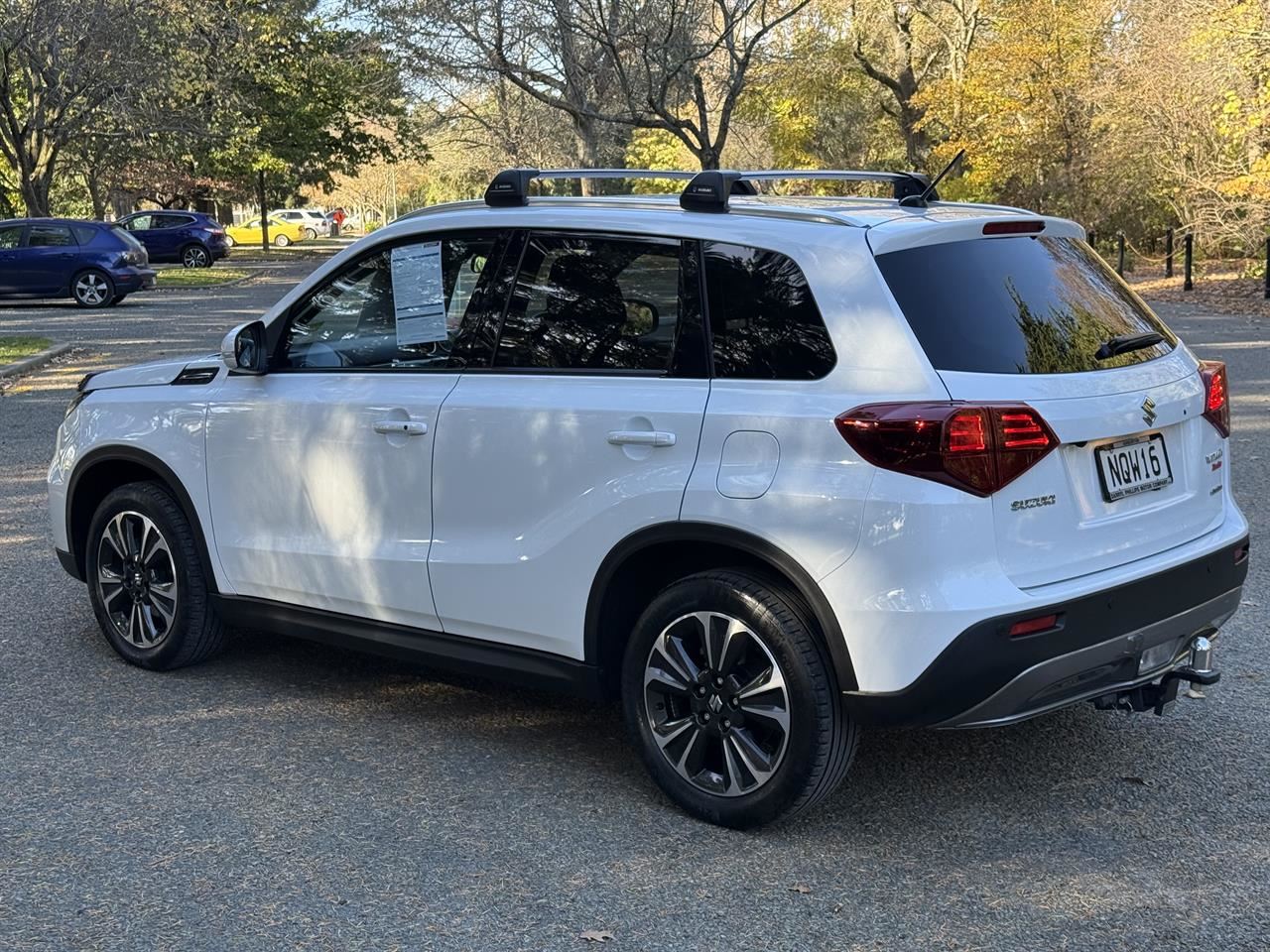 Vehicle image 4