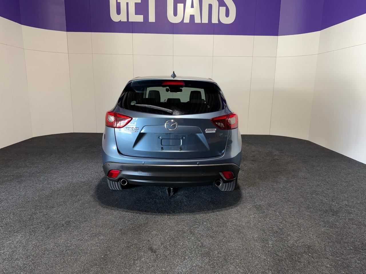 Vehicle image 5