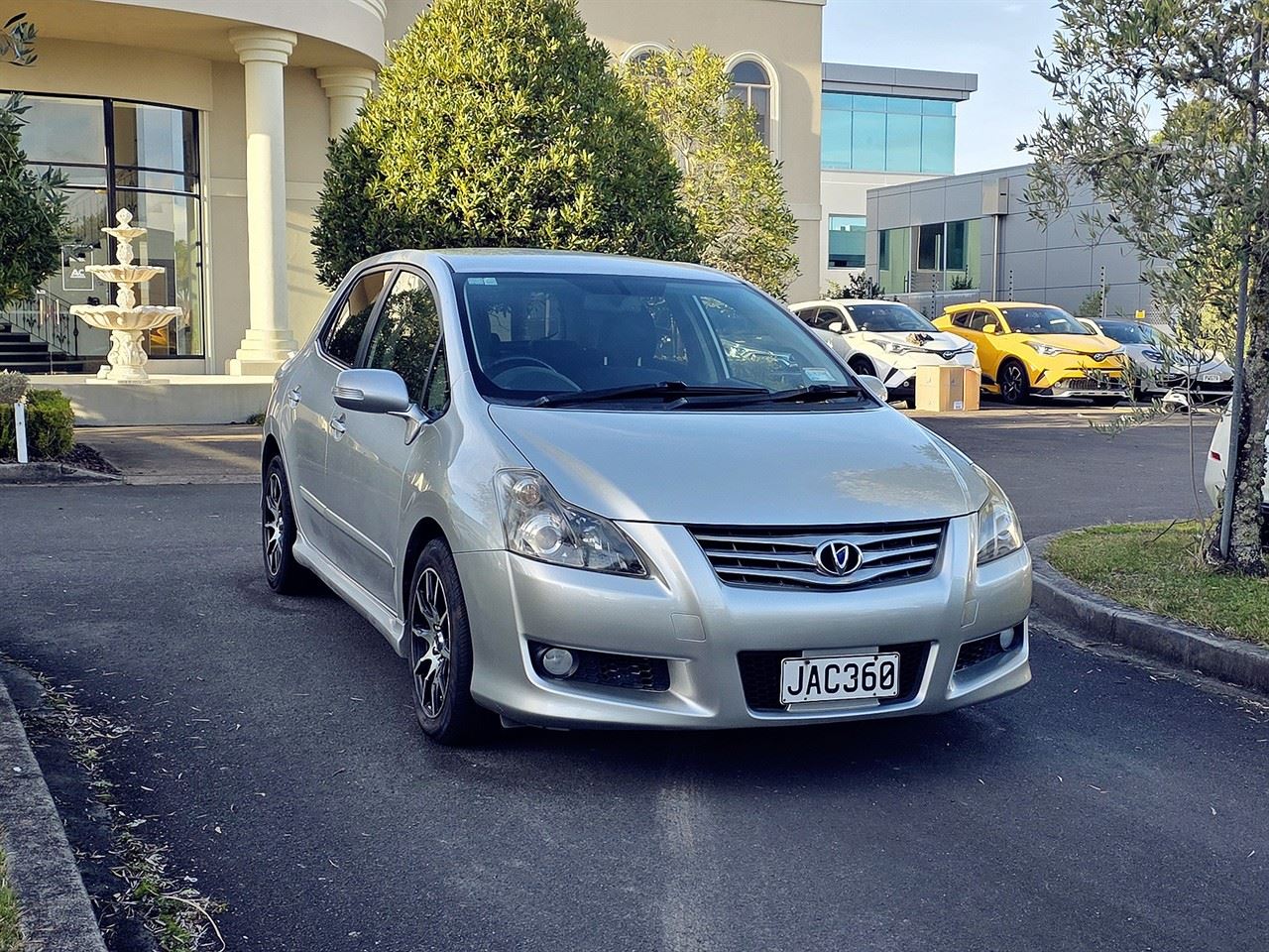 Vehicle image 1