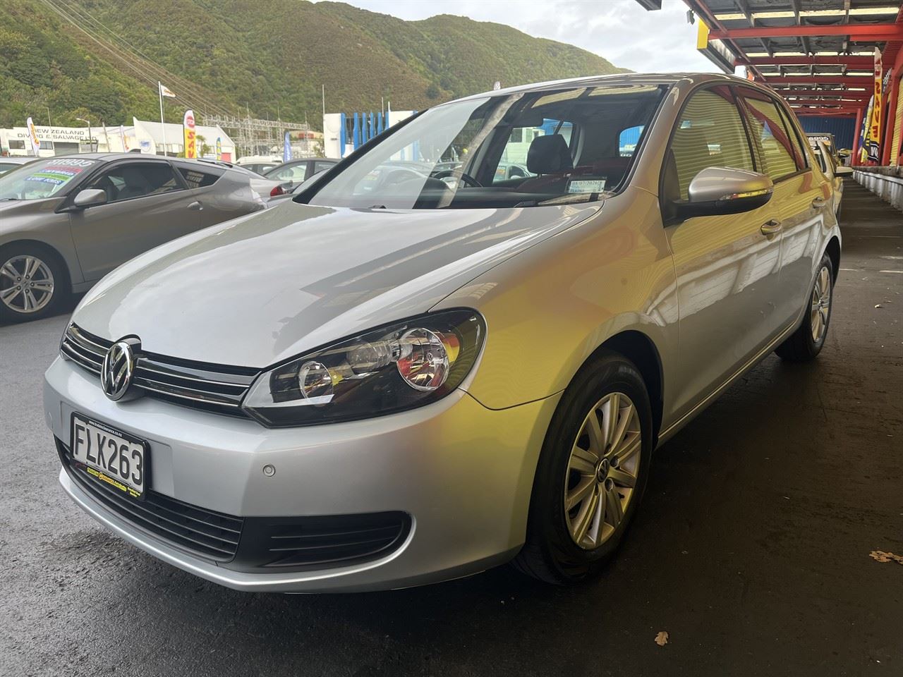 Vehicle image 3
