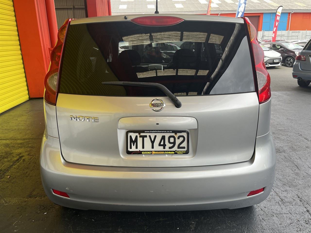 Vehicle image 5