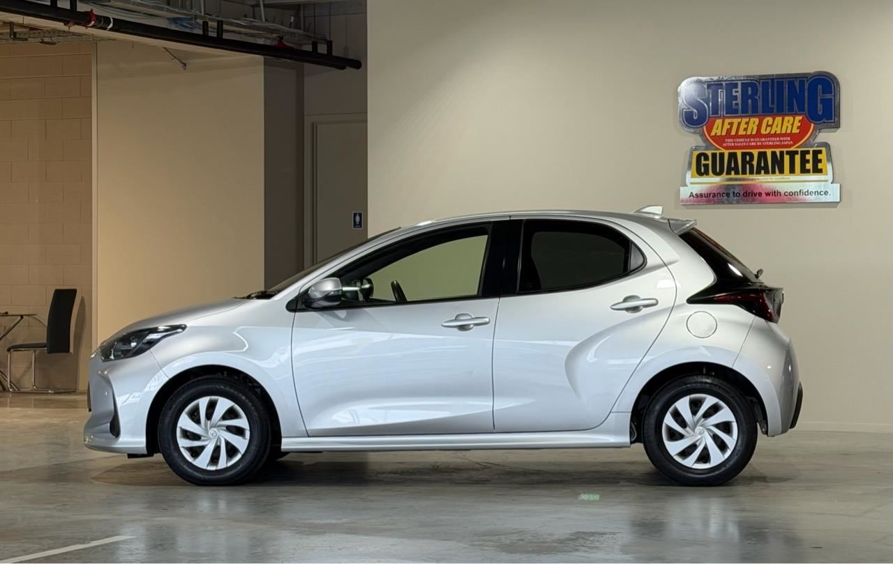 Vehicle image 5
