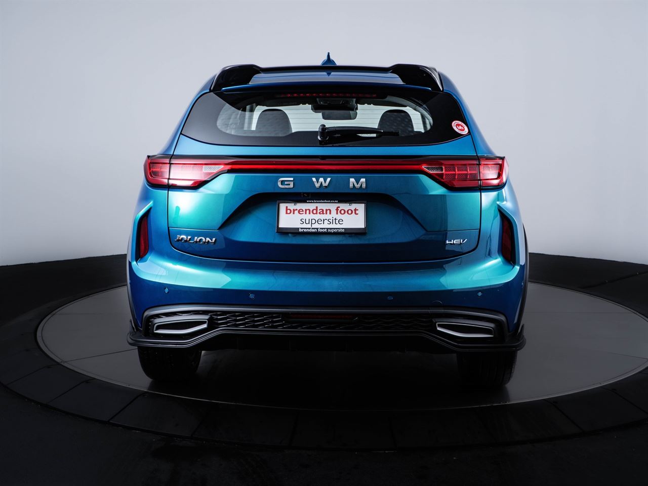 Vehicle image 4