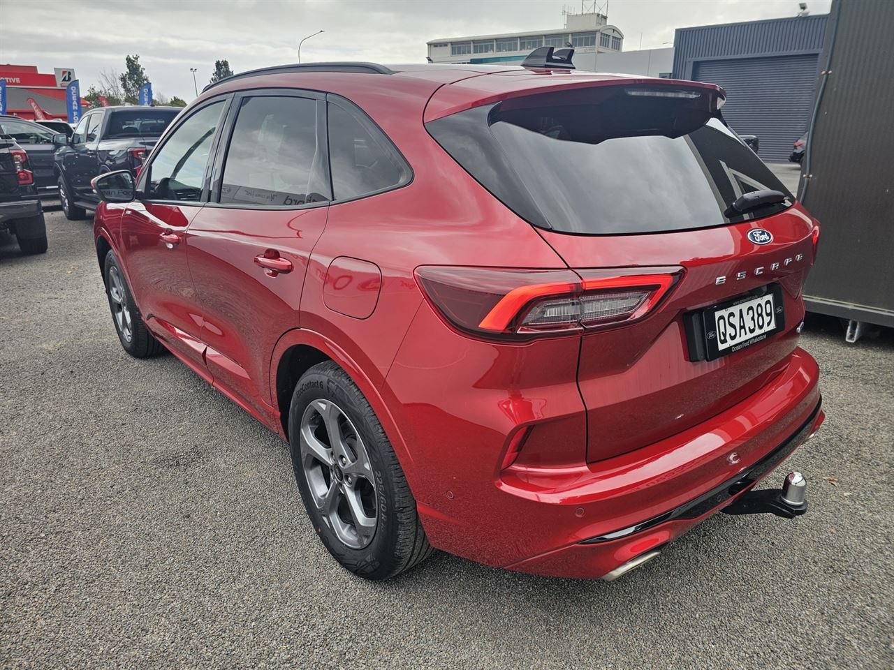 Vehicle image 3