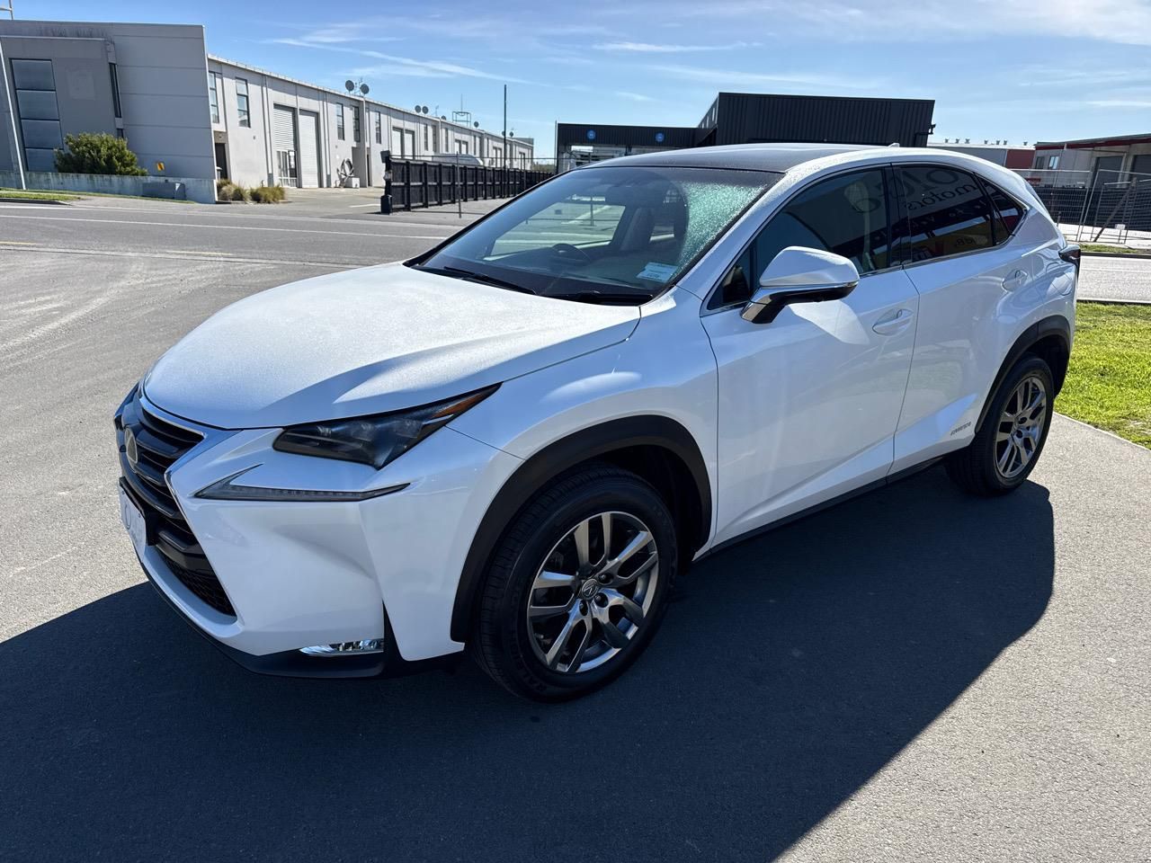 Vehicle image 4