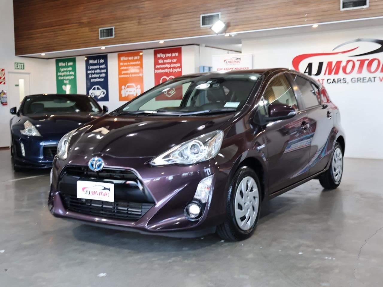 Vehicle image 3