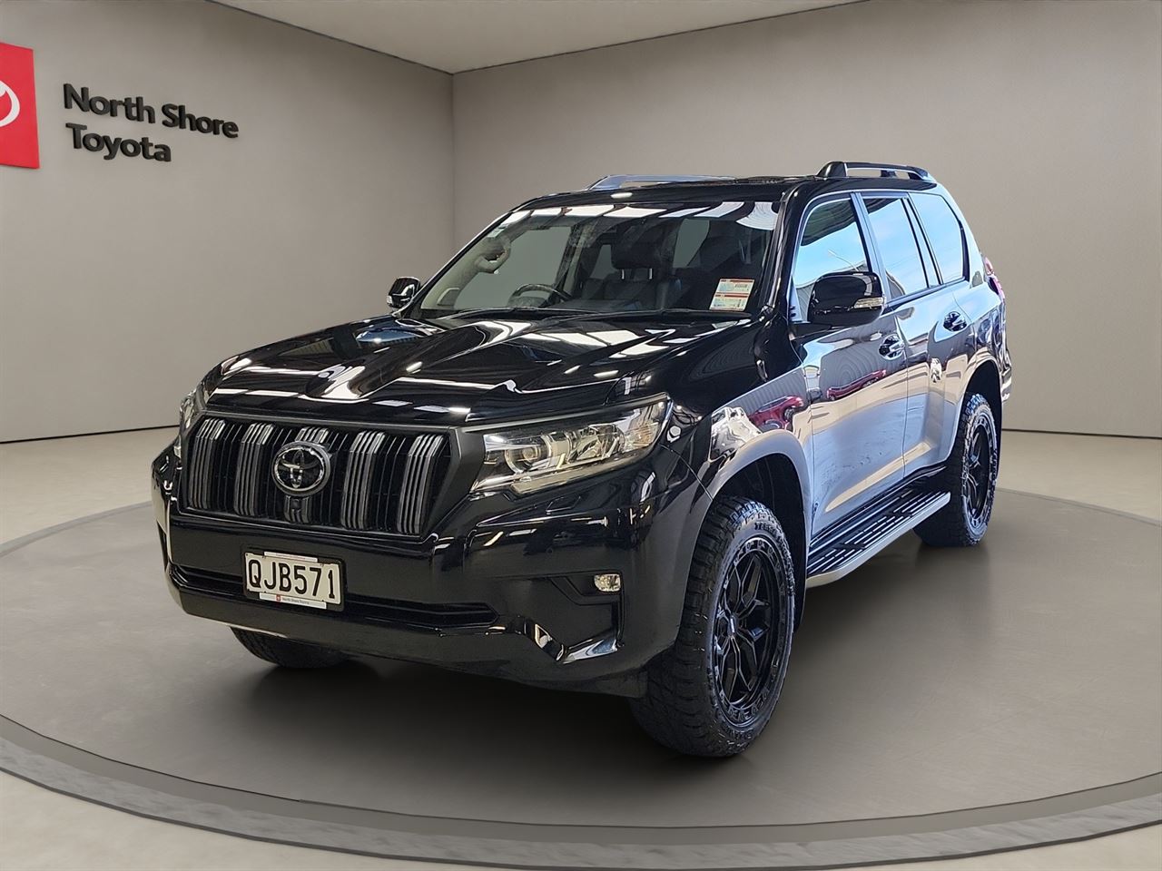 Vehicle image 3