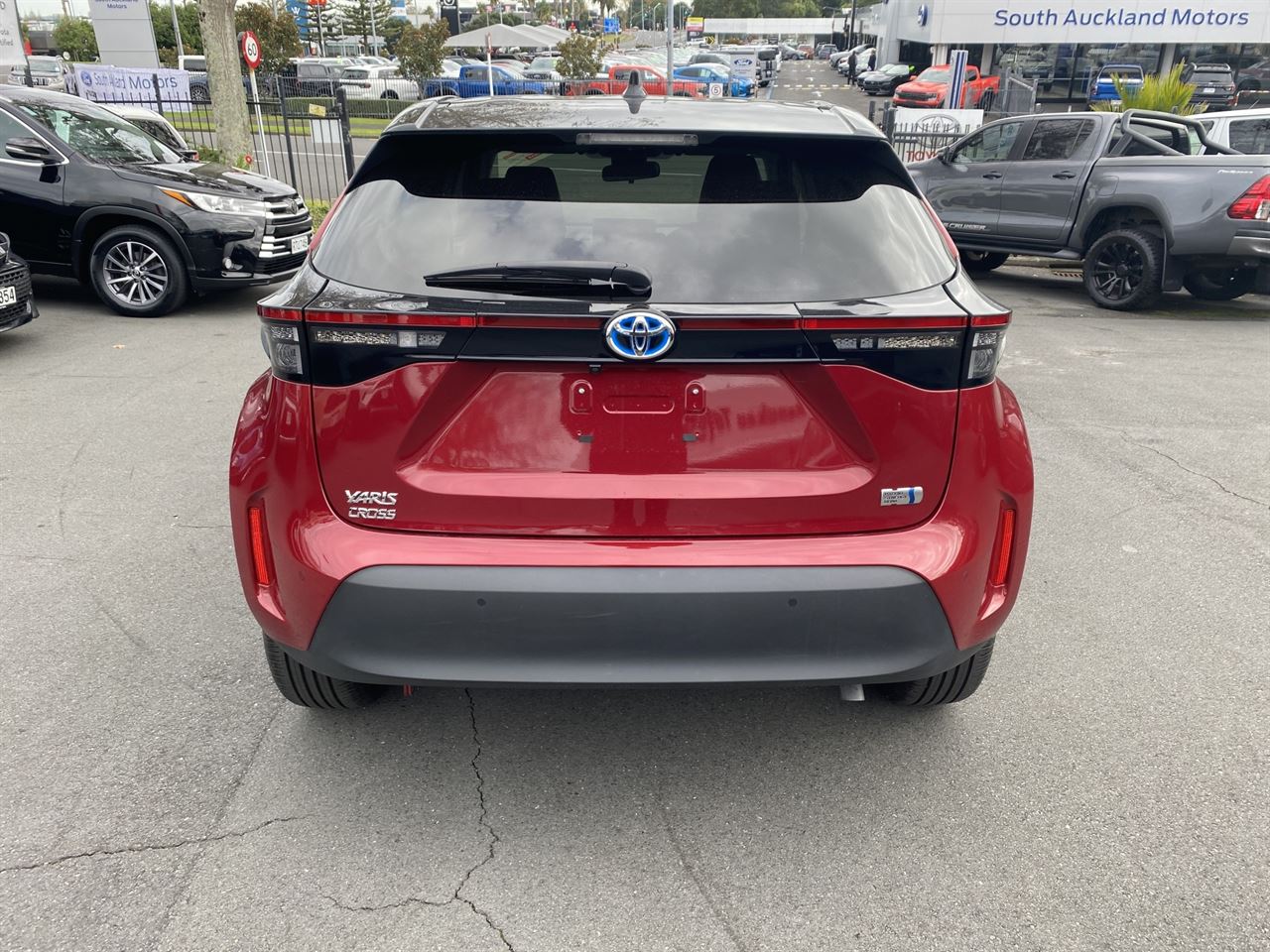 Vehicle image 3