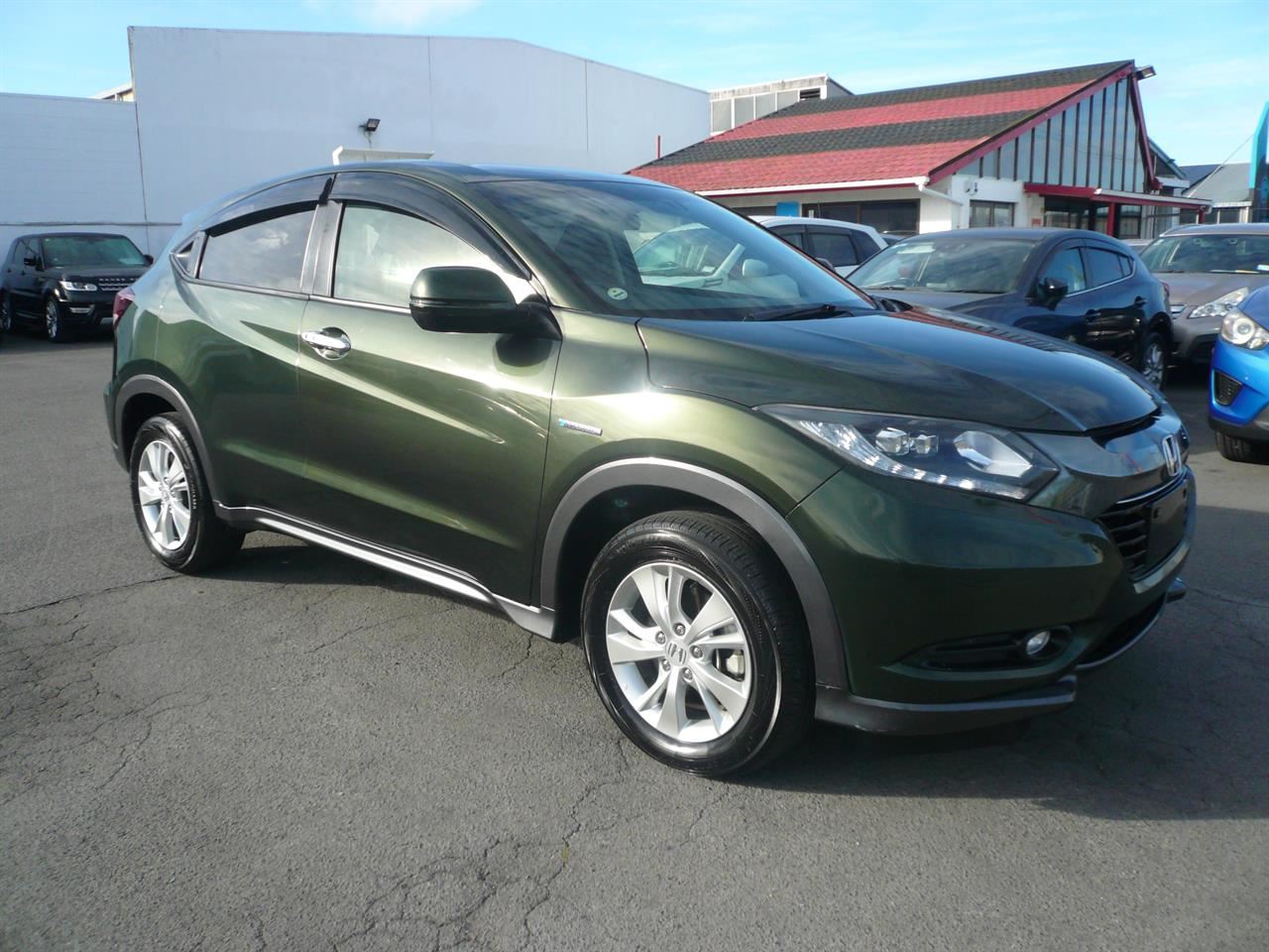 Vehicle image 3