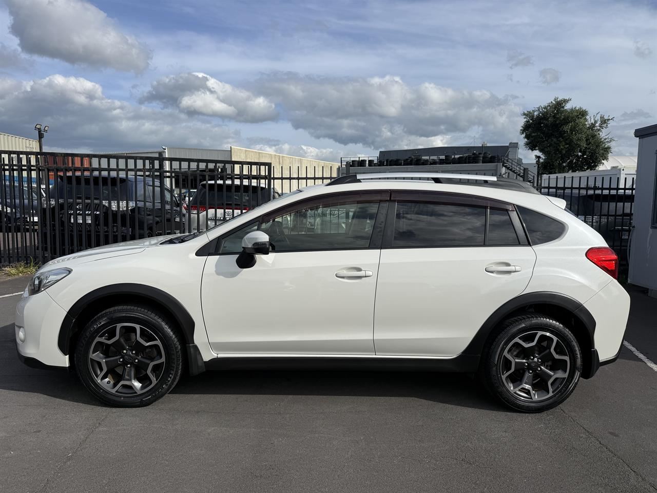 Vehicle image 3