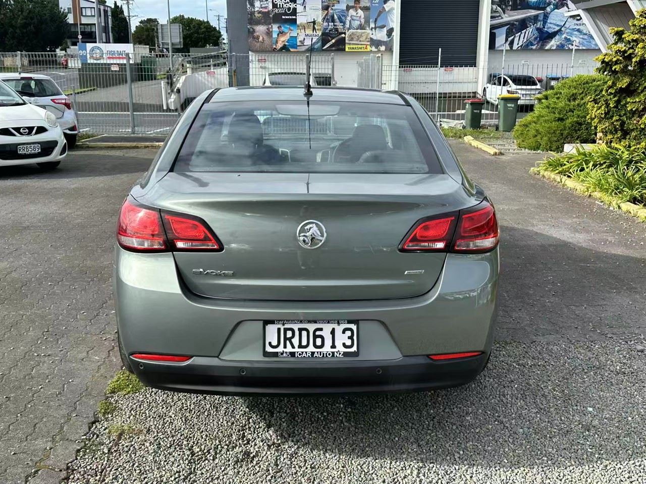 Vehicle image 5
