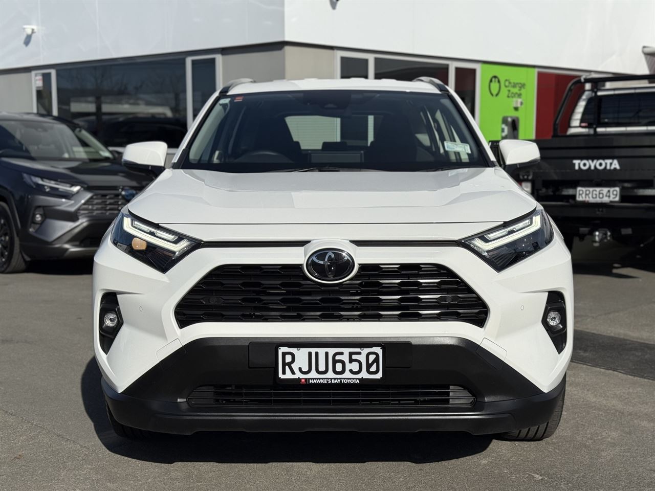 Vehicle image 5