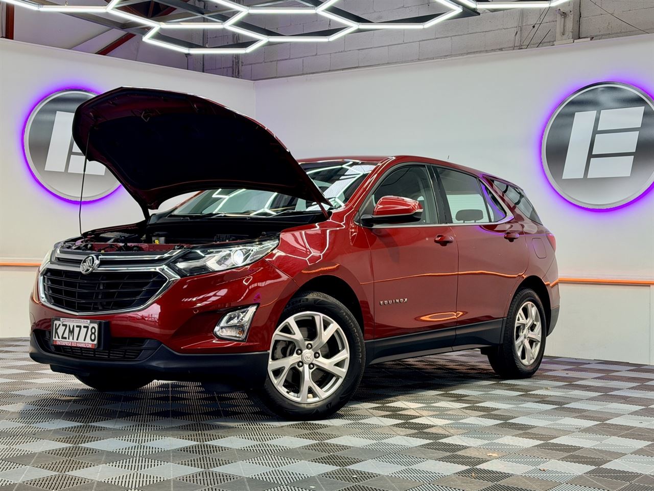Vehicle image 3