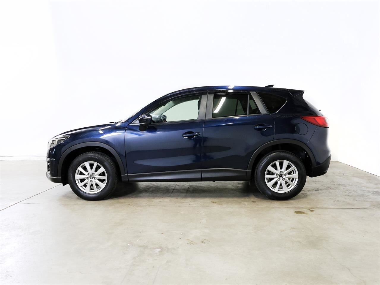 Vehicle image 5