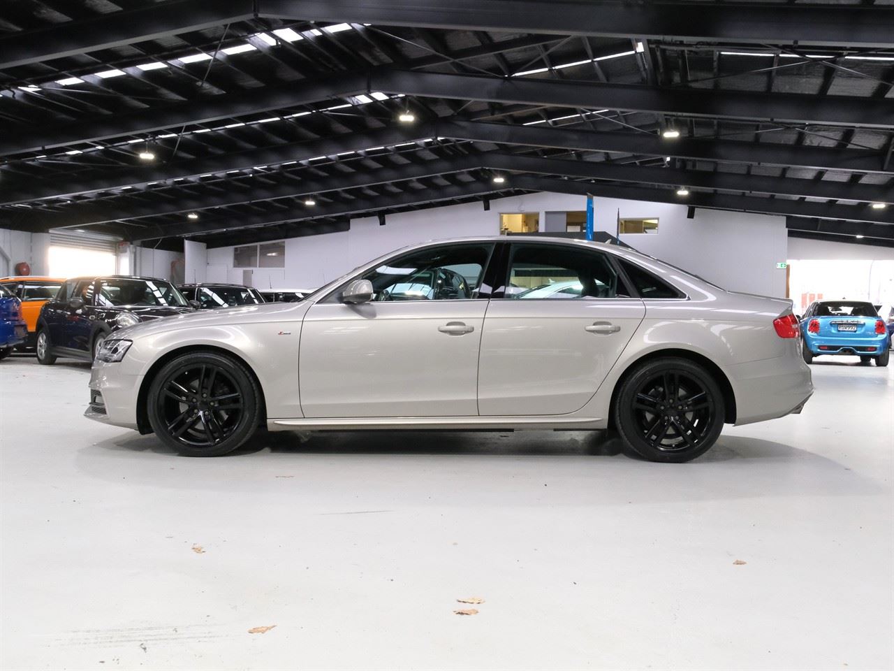 Vehicle image 5