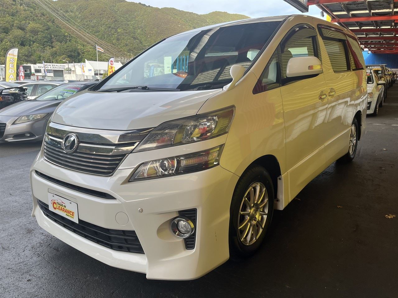 Vehicle image 3
