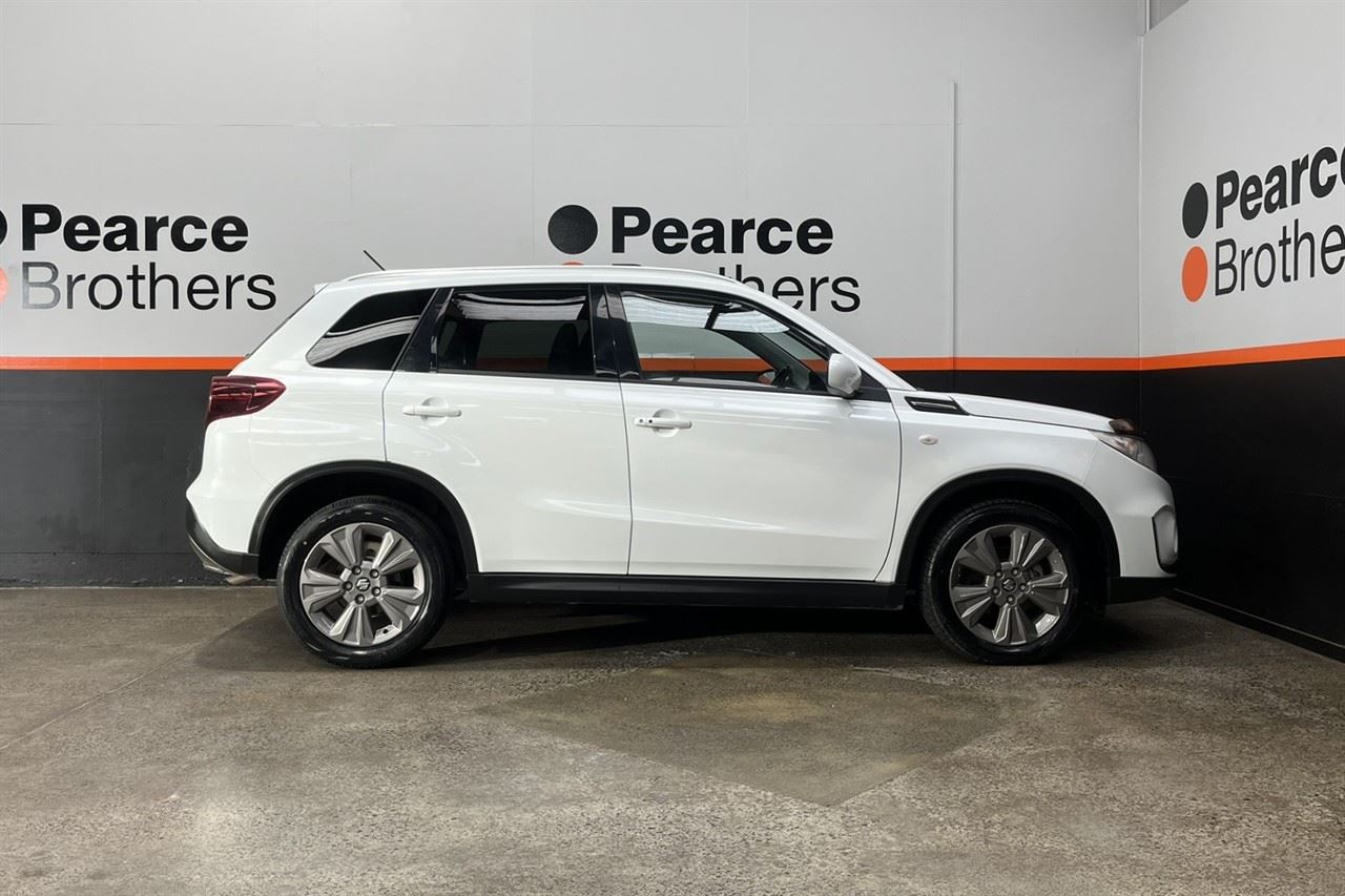 Vehicle image 4