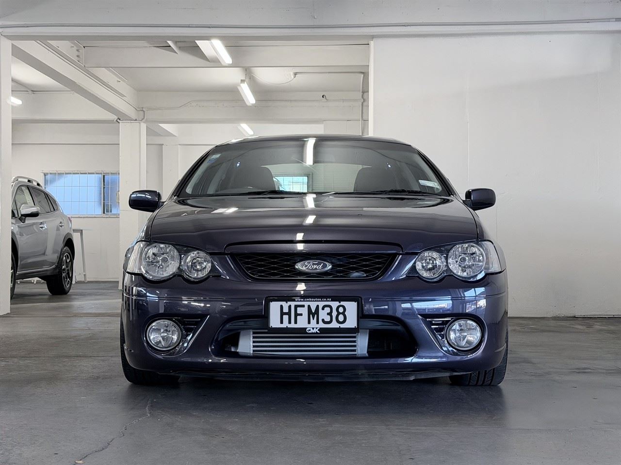 Vehicle image 4