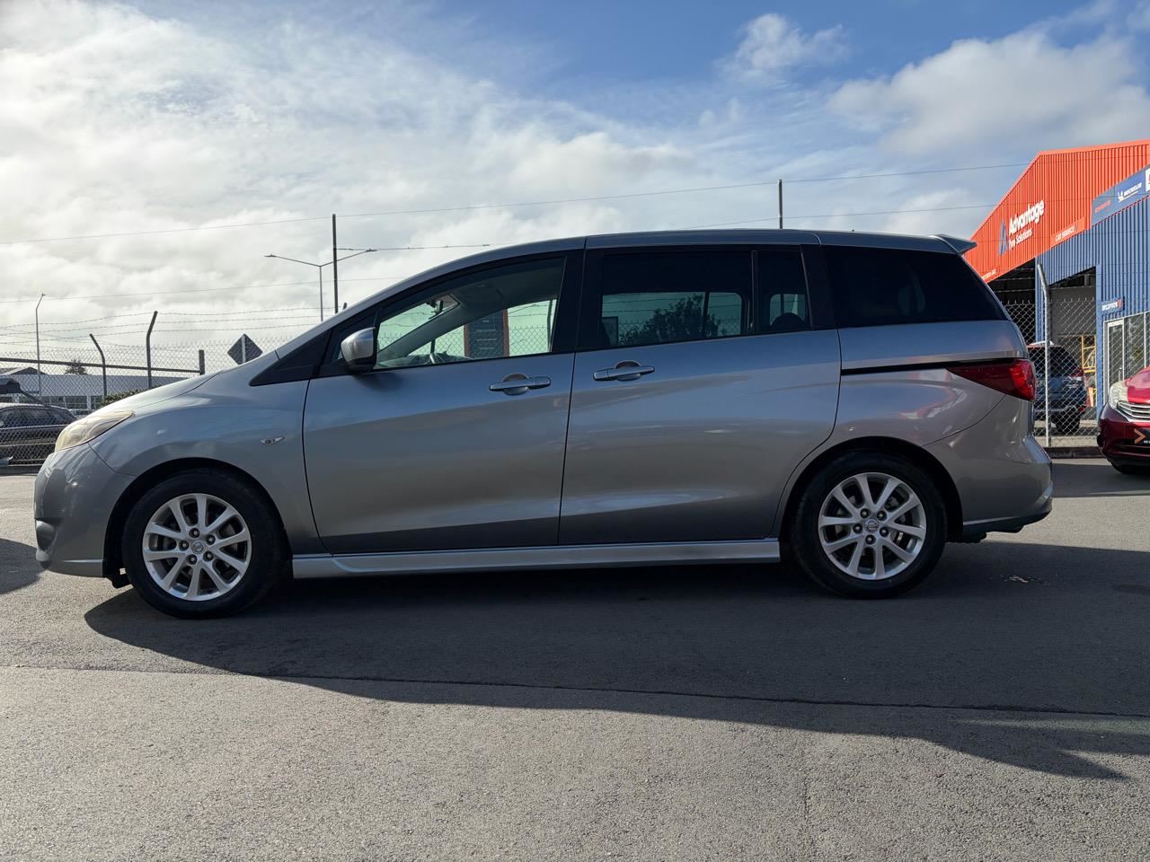 Vehicle image 5