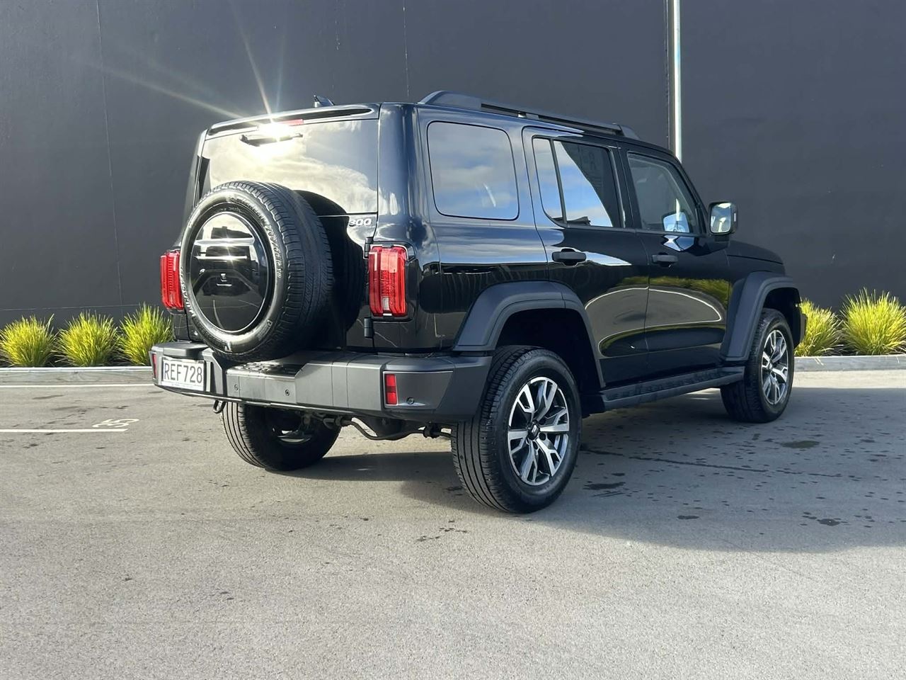 Vehicle image 3