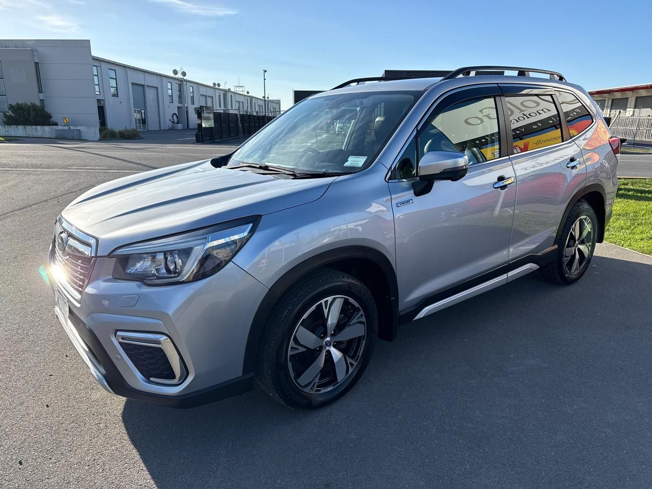 Vehicle image 4