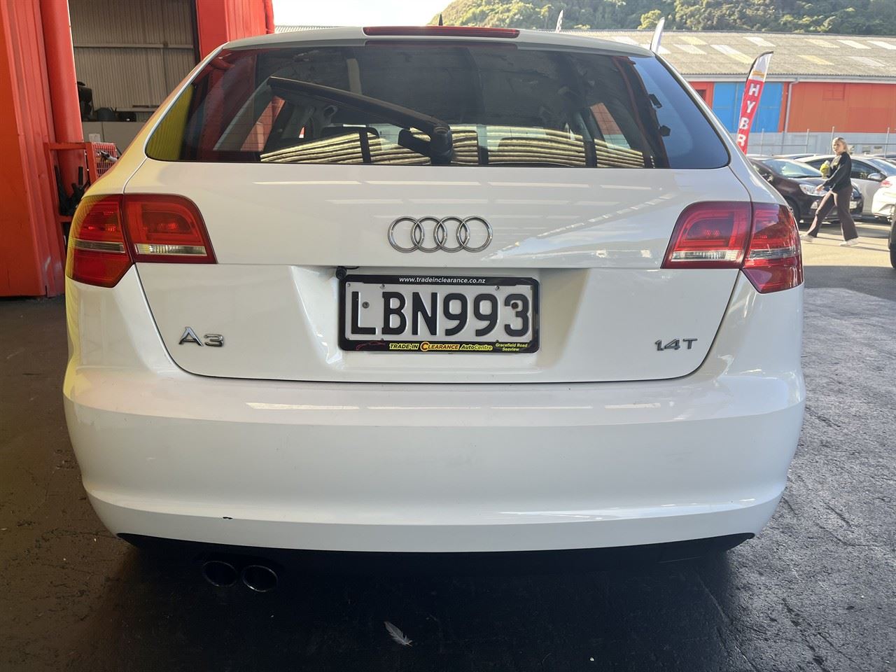 Vehicle image 5