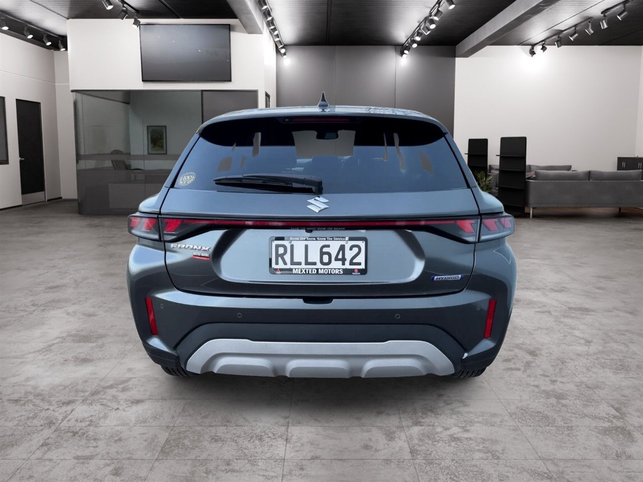 Vehicle image 5