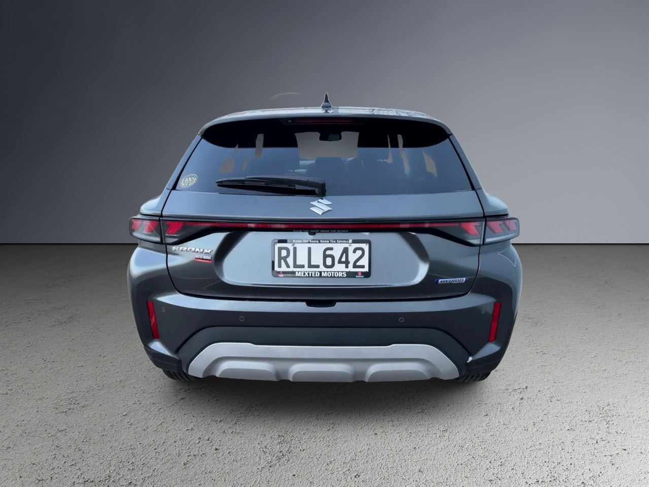 Vehicle image 5
