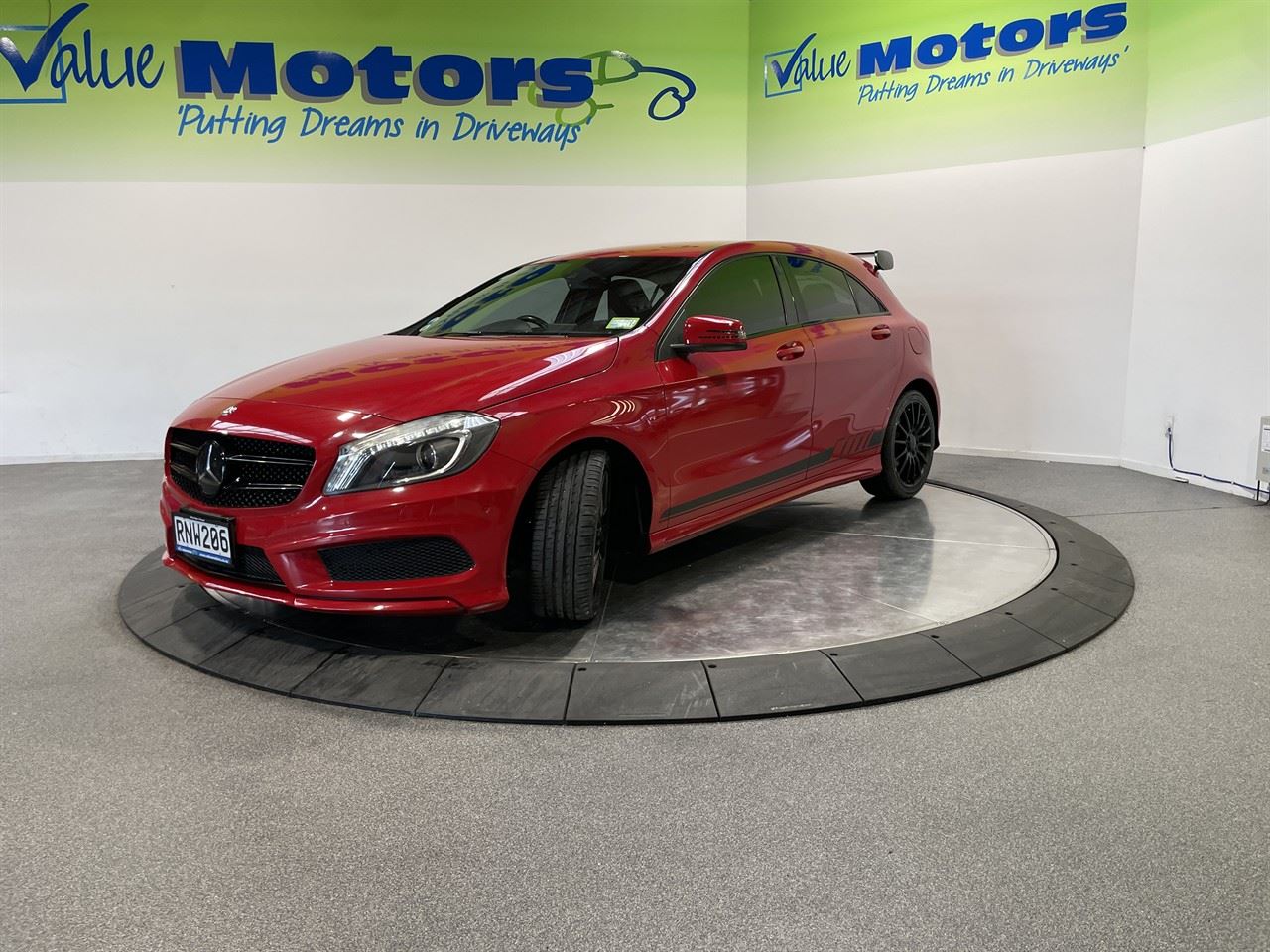 Vehicle image 3