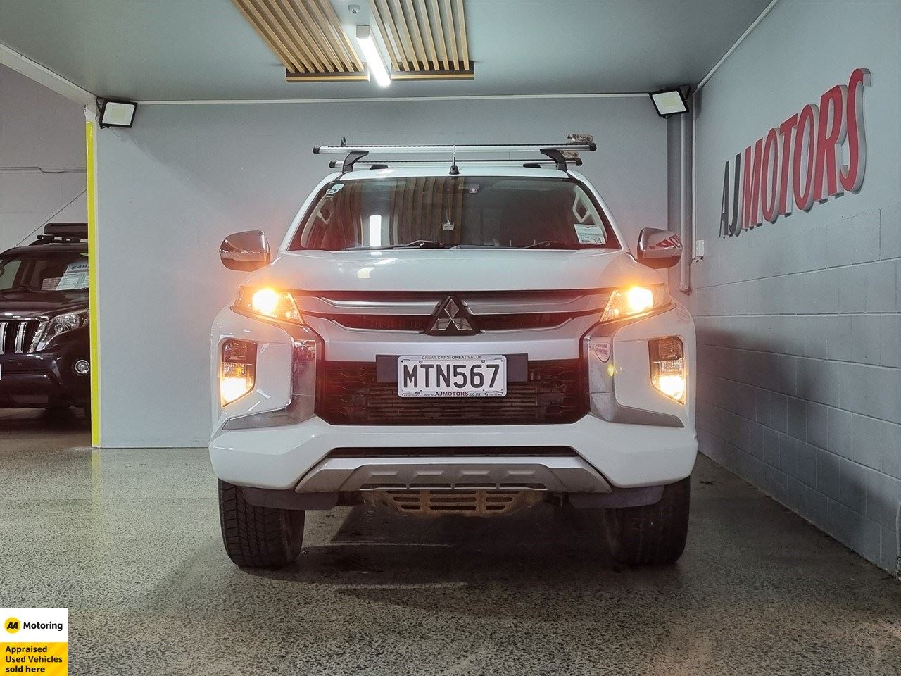 Vehicle image 2