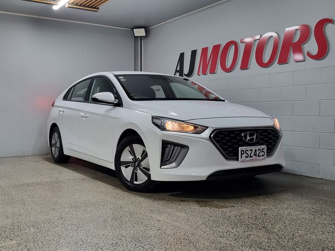 Vehicle image 1