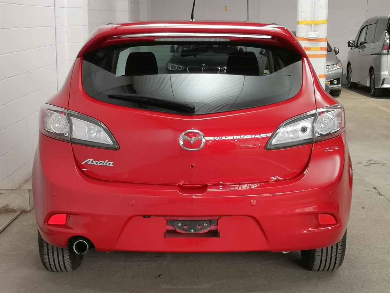 Vehicle image 5