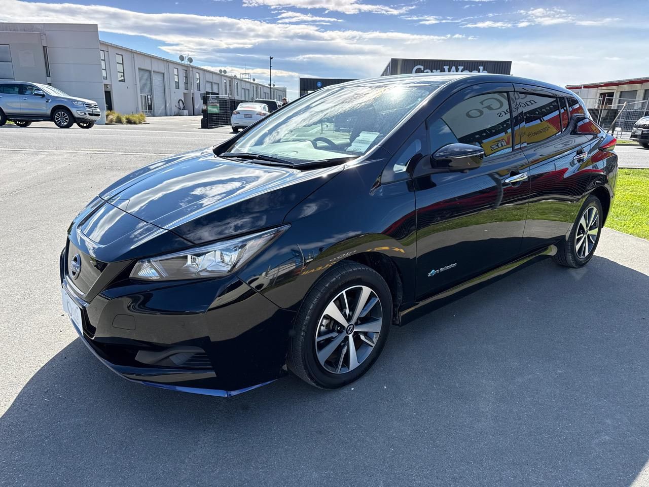 Vehicle image 4