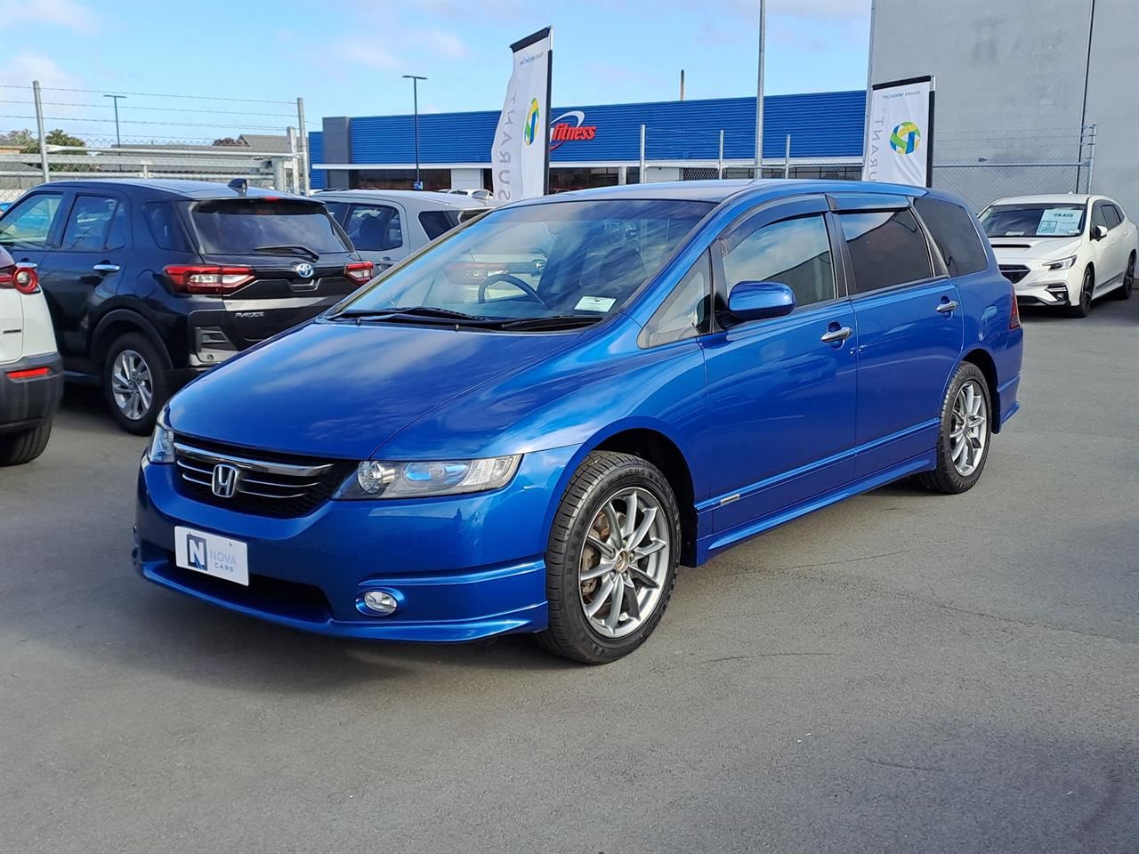 Vehicle image 3