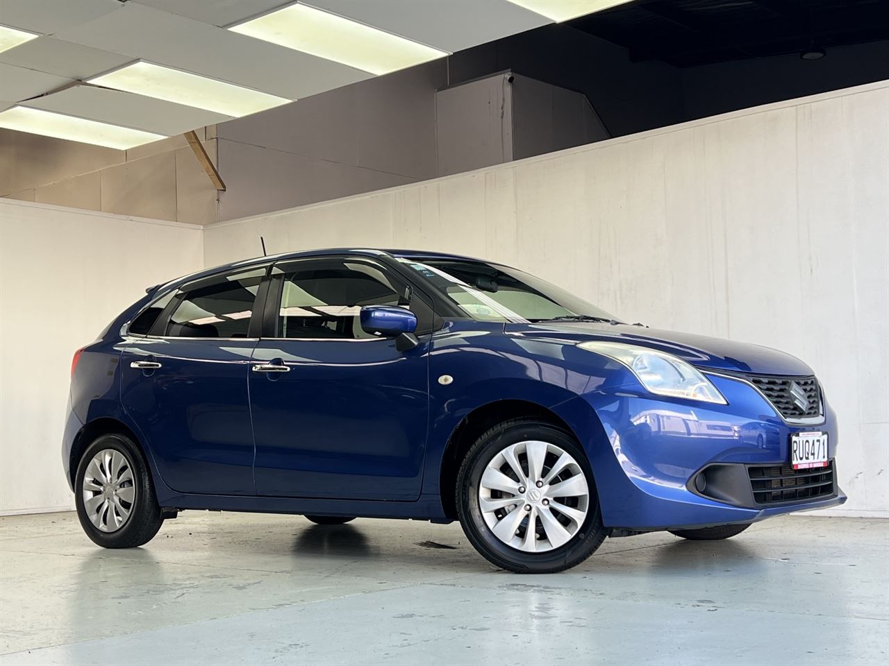 Vehicle image 4