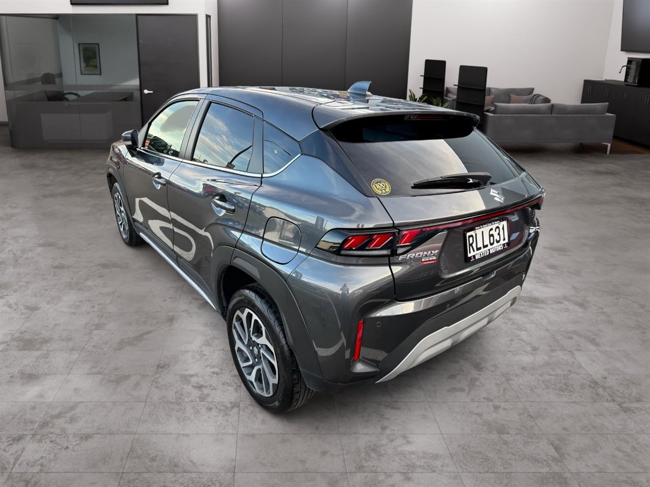 Vehicle image 4