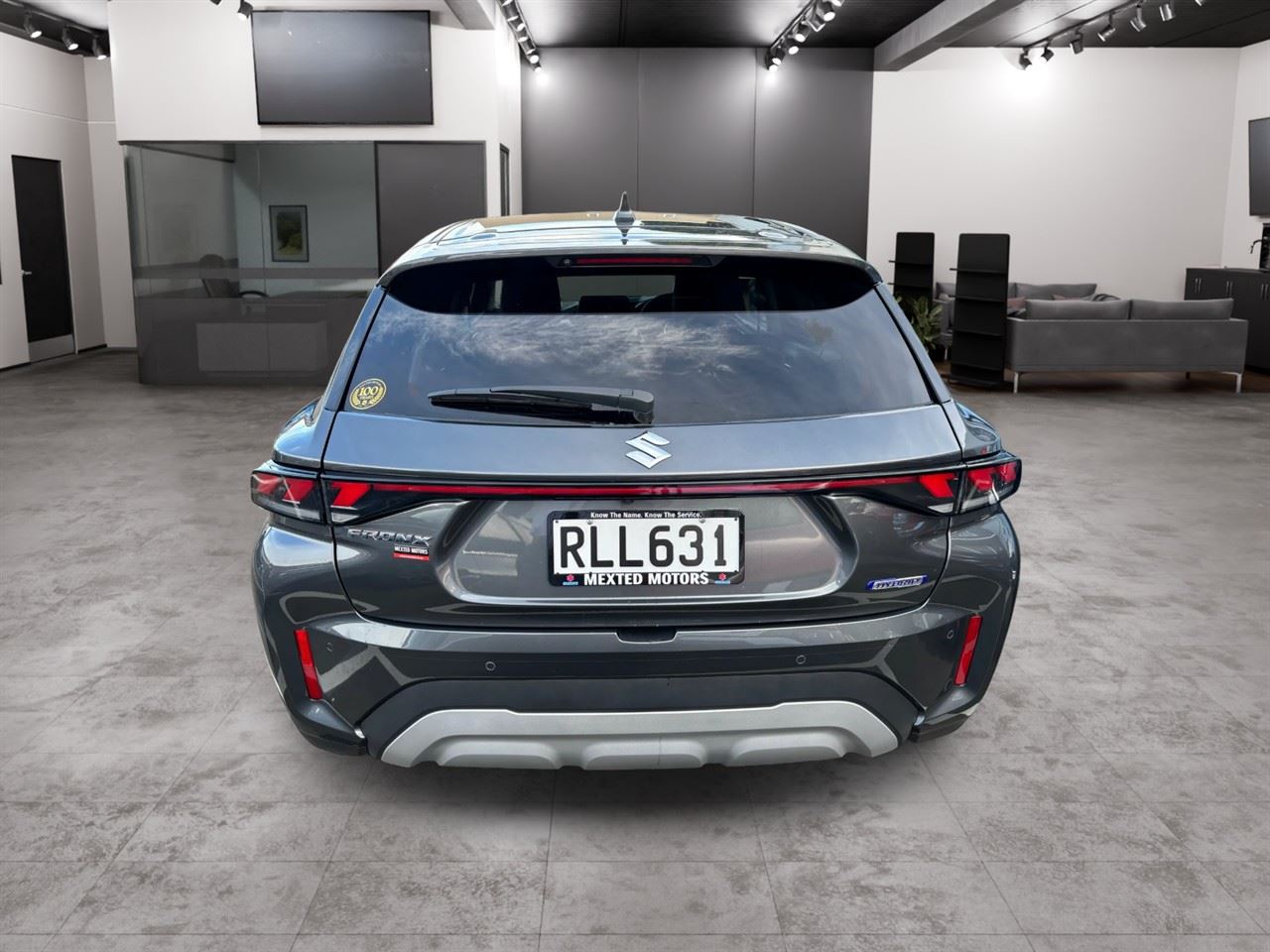 Vehicle image 5
