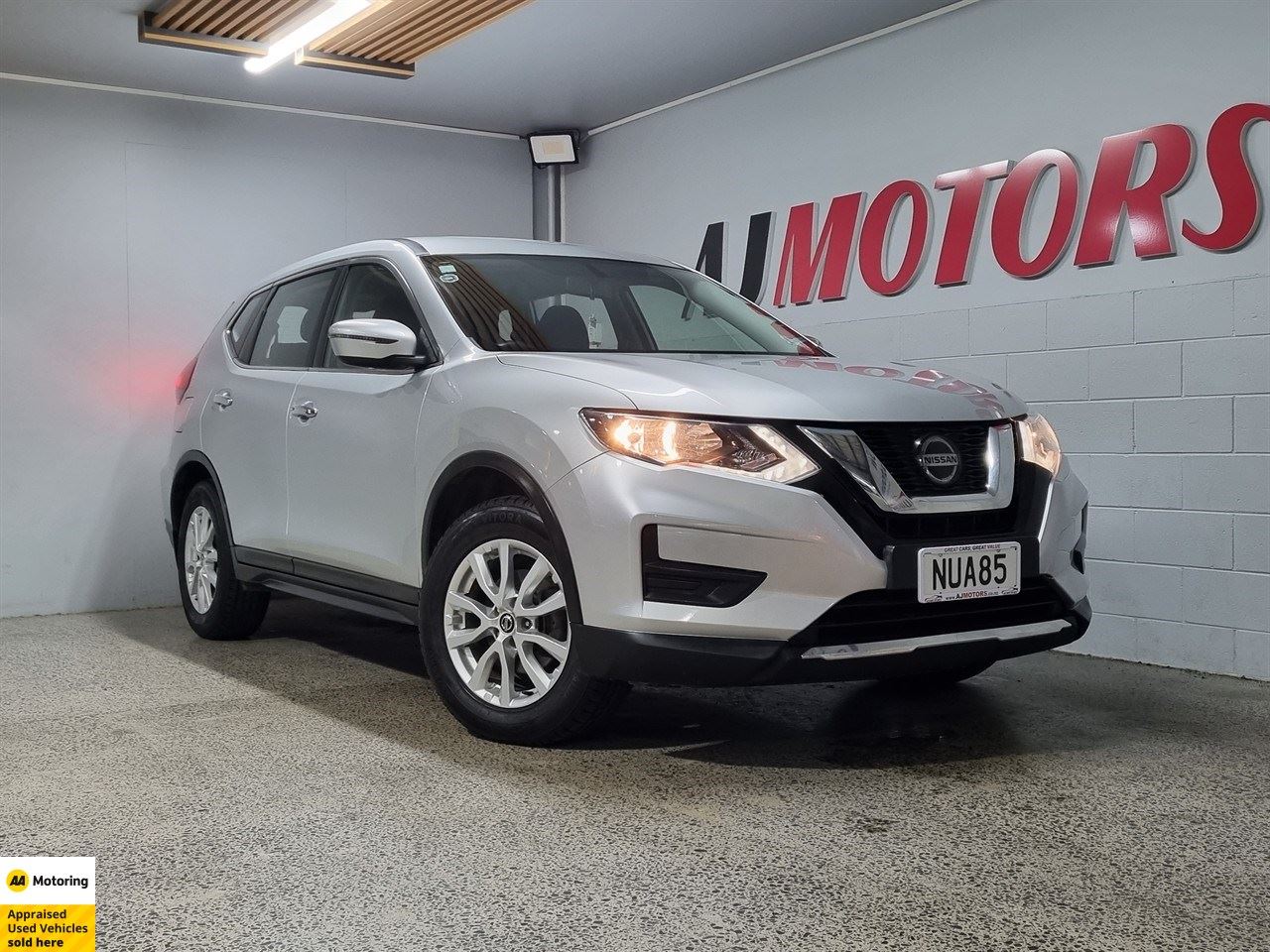 Vehicle image 1