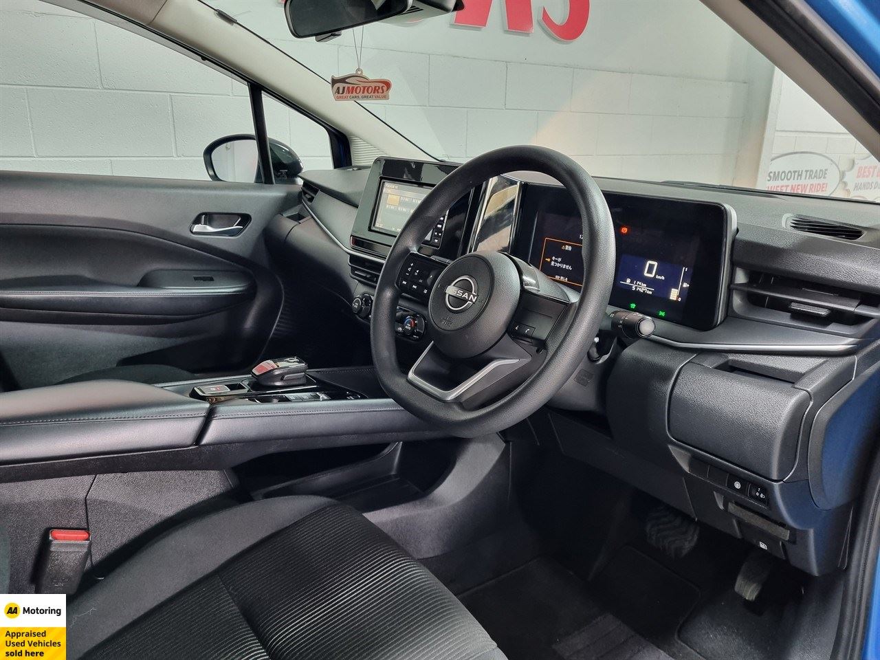 Vehicle image 3