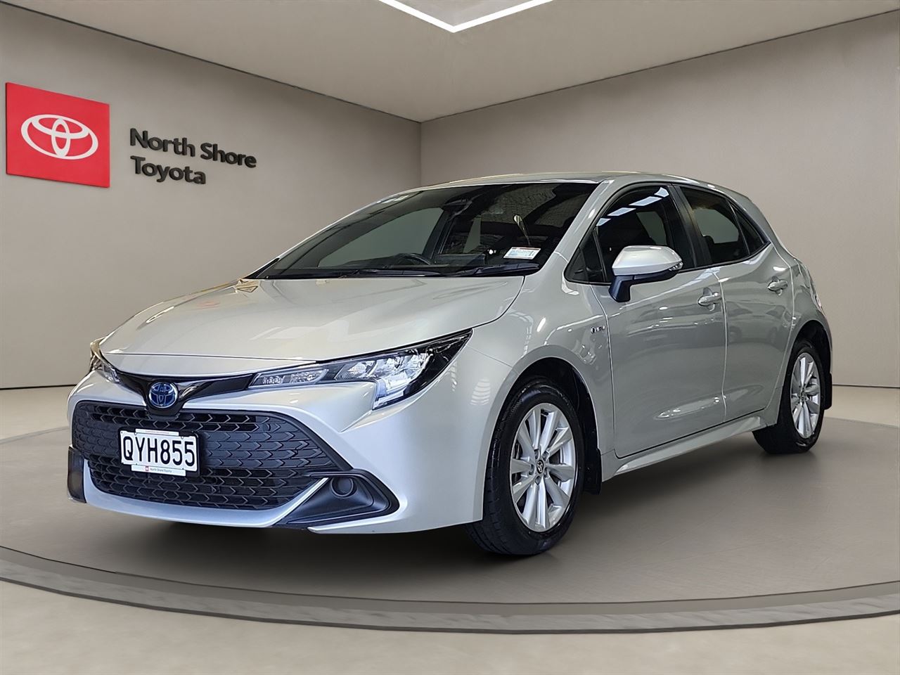 Vehicle image 3