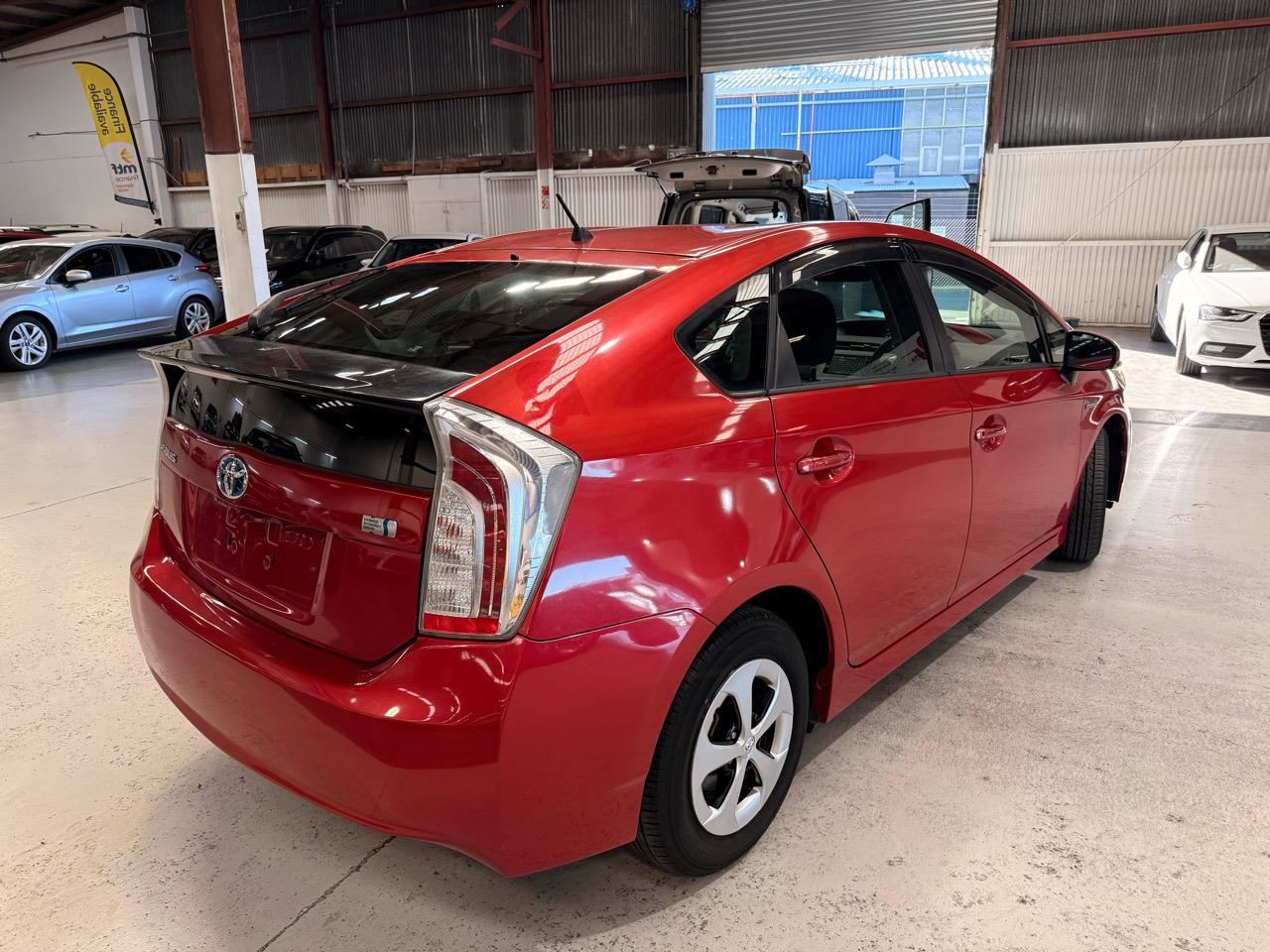 Vehicle image 3