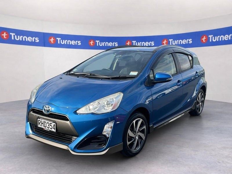Vehicle image 3