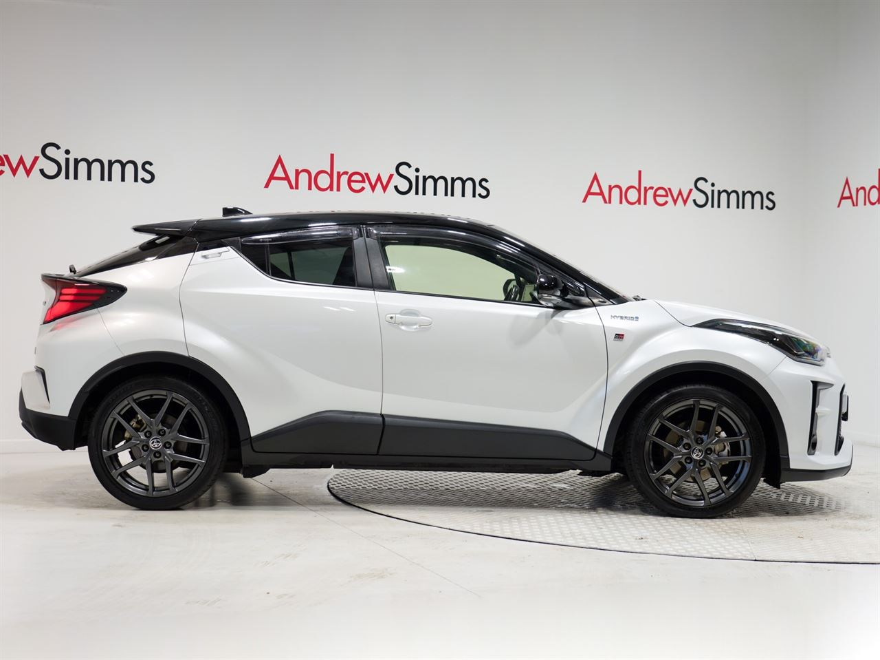 Vehicle image 2
