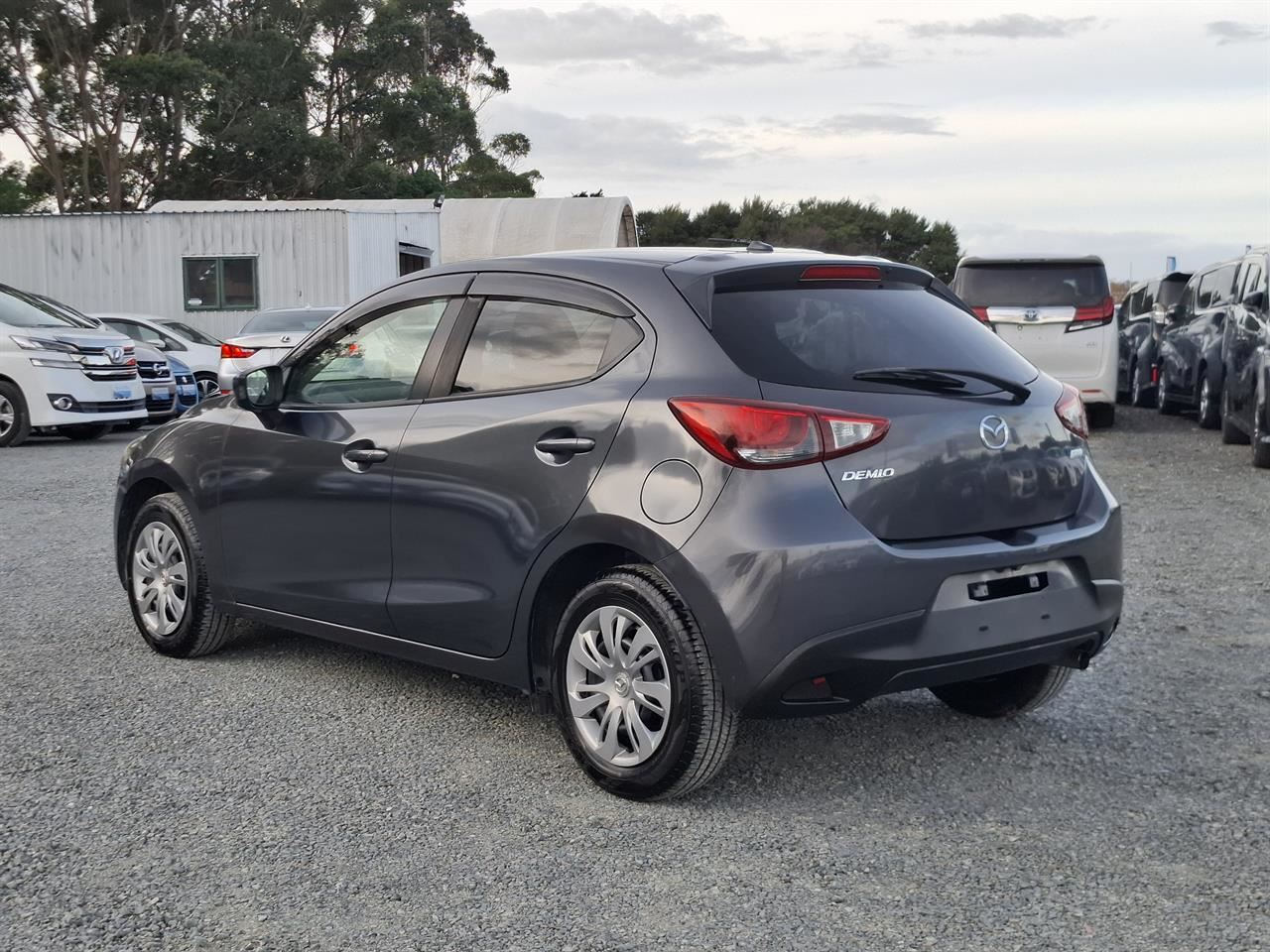 Vehicle image 5