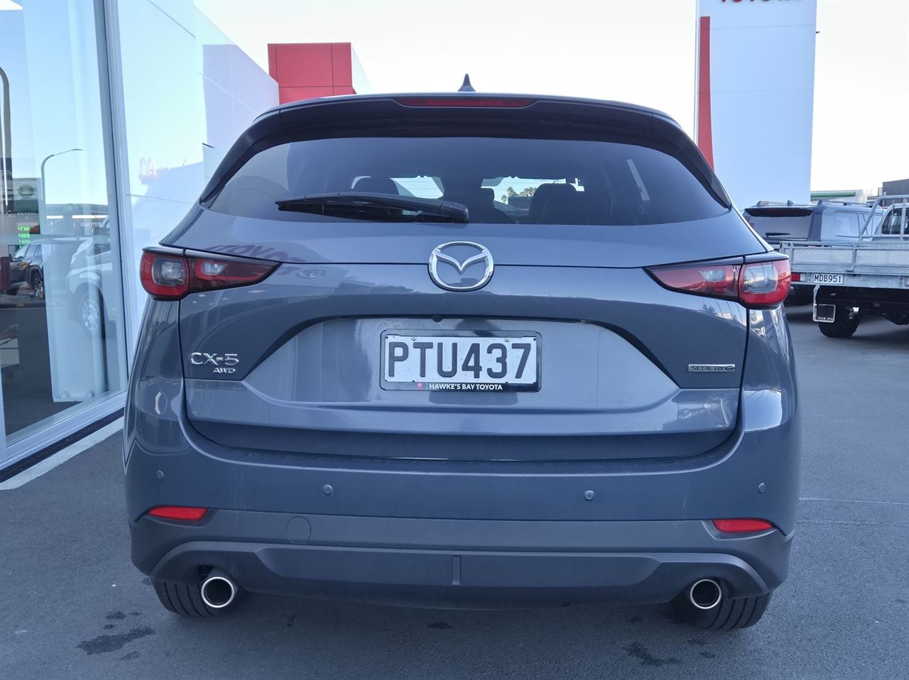 Vehicle image 4