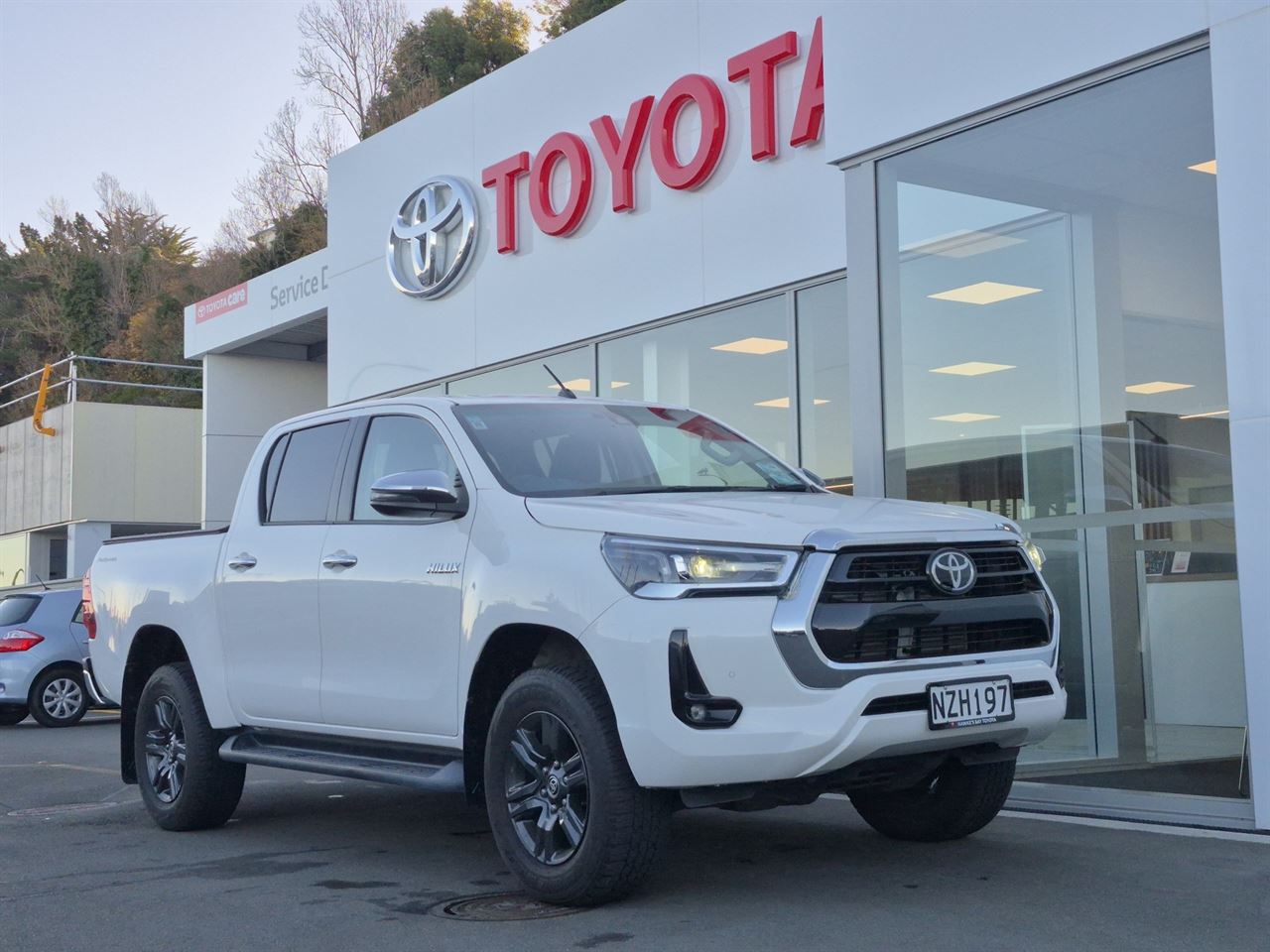 Vehicle image 1