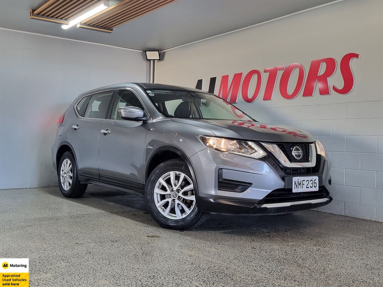 Vehicle image 1